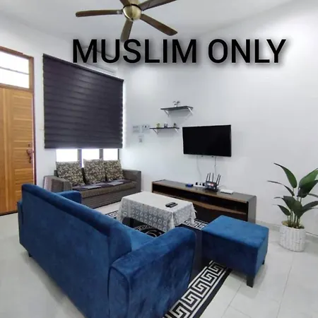 Indah Damai Homestay